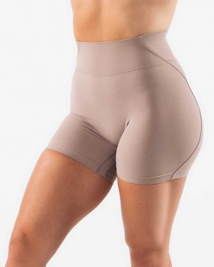 Short Alphalete Aura 5" Mujer Marrom | Mexico-974521