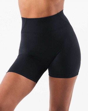 Short Alphalete Aura 5" Mujer Negros | Mexico-348751