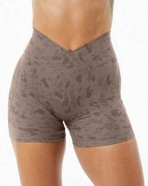 Short Alphalete Surface Power 5" Mujer Beige | Mexico-653942