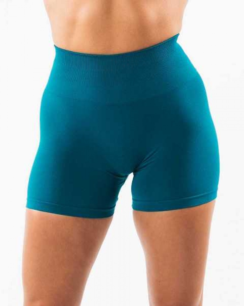 Short Alphalete Amplify 4.5