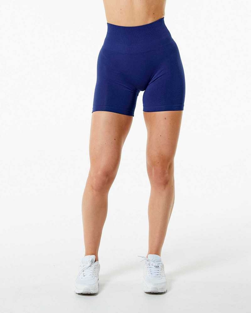 Short Alphalete Amplify 4.5