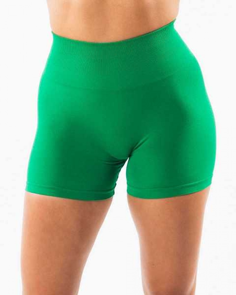 Short Alphalete Amplify 4.5