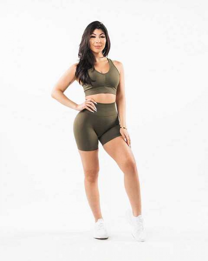 Short Alphalete Amplify 4.5